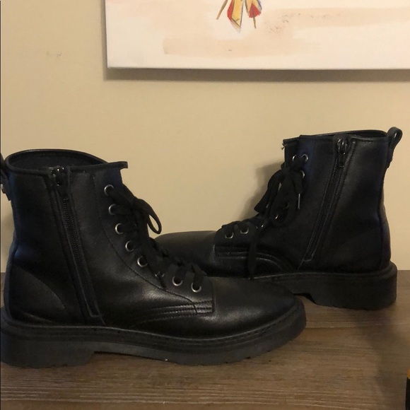 Steve Madden rain boots/combat - Picture 5 of 8